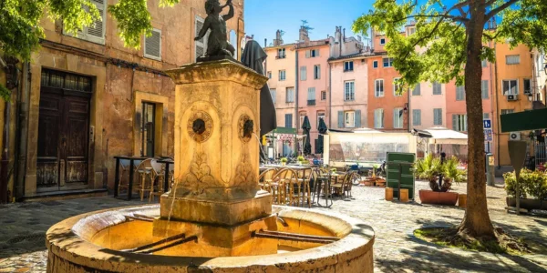 Entreprise de nettoyage à Aix-en-Provence spécialisée dans l’entretien des toitures, façades et extérieurs pour particuliers et professionnels.